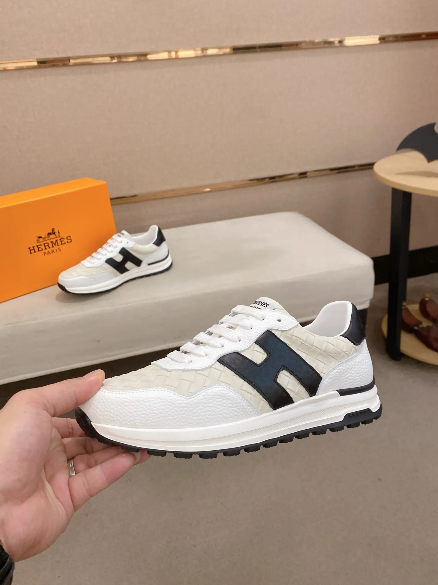 Men's clothing and shoes💰: 400💰《HERMES》【Original order·Version】Hermès; top 🔝purchasing agent🔍🔍men's latest 🇺🇸 counter sales simultaneously, imported from Italy original ▲▲cowhide ▲▲ (highlighting the high End, Nobility, Grade) Exquisite workmanship (Imported water-dyed sheepskin lining from Italy) Sole: Original sole provided by the original factory, ⚠️Exclusive double-layer activity, TPR, molded outsole; super comfortable Code number: 38-44
